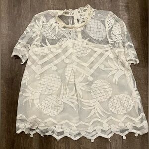 Anthropology women’s pineapple lace top